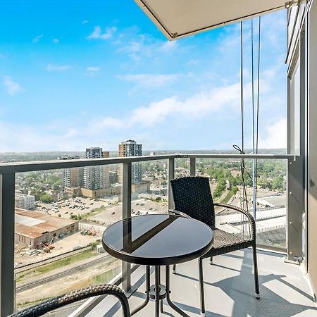 Newly Built Condo With Amazing Views Kitchener Exterior photo